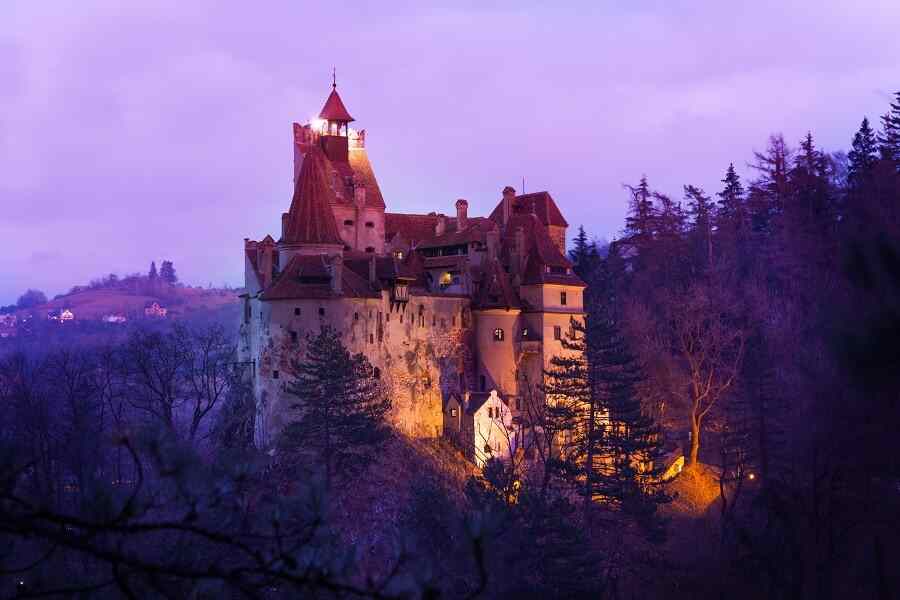 Transilvania Explorando La Casa De Drácula Holidaygurues