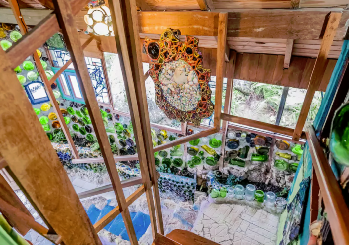 cabana-gaudi-rodeada-pela-natureza-3