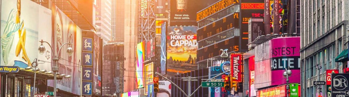 Times Square billboards en Nueva York