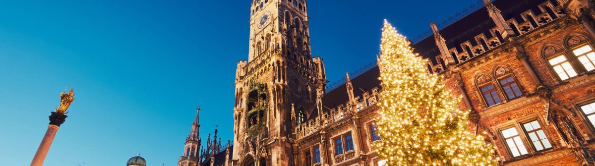 shutterstock_527689456_Marienplatz-with-the-Christmas-market-in-Munich-Germany_1920x1280