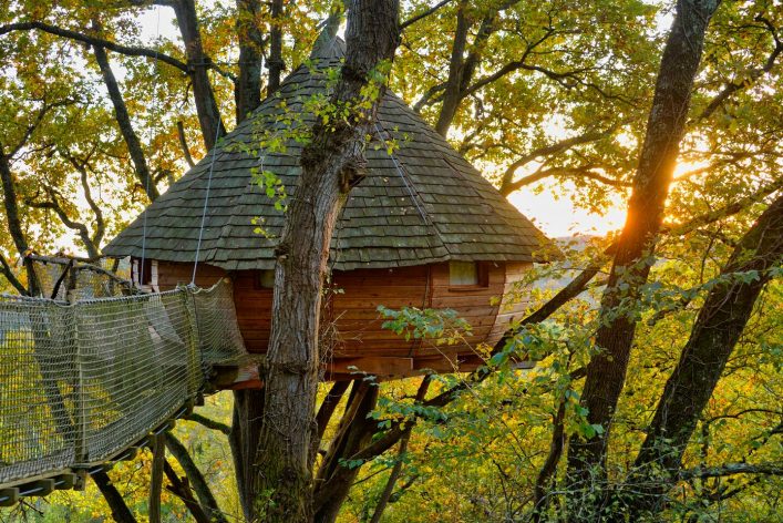 HG_ES_AIRBNB_Cabane-perch-Au-Bois-dEmma-Loue-Tree-house