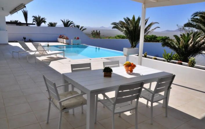 HG_ES_AIRBNB_Villa-Paraiso-Famara-2