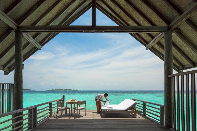 HG_ES_HT_WL_-COCOA-ISLAND-RESORT-4