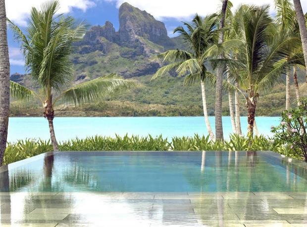 HG_ES_HT_WL_-FOUR-SEASONS-RESORT-BORA-BORA-2