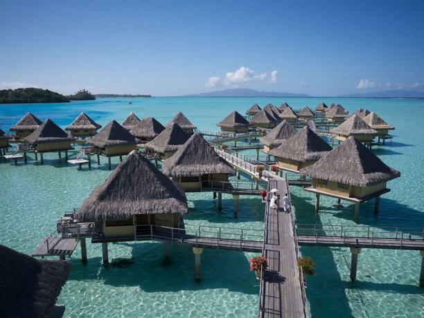 HG_ES_HT_WL_-INTERCONTINENTAL-BORA-BORA-LE-MOANA-RESORT-2