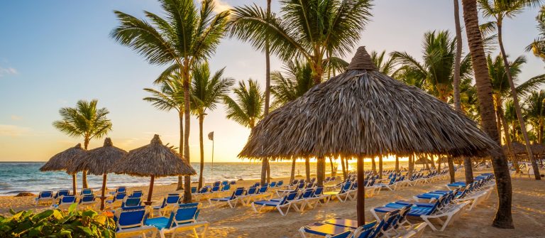 Tropical-Beach-Resort-in-Punta-Cana-Dominican-Republic_559201222