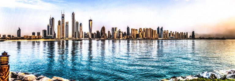 Dubai-marina-HDR-skyline-iStock_000074297987_Large-2