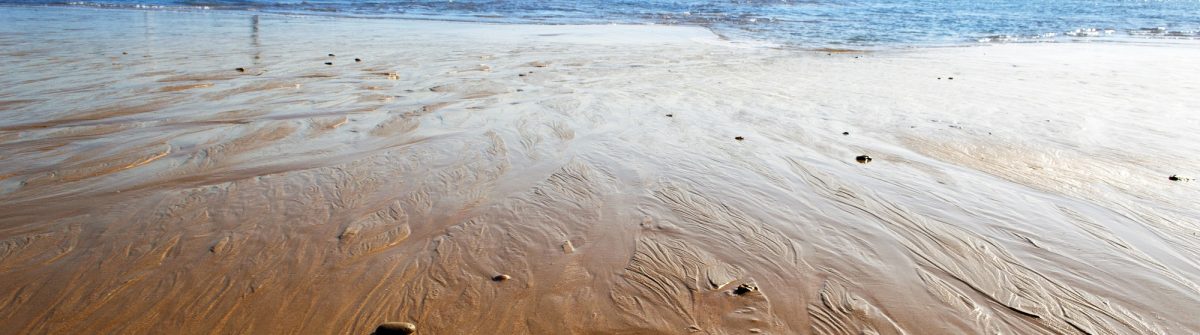 beach-general-view-conil-spain_193864103