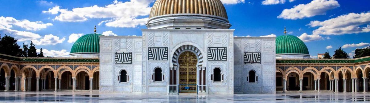 Bourguibas-Mausoleum-Monastir-Tunesien-iStock_000034002816_Large-2_1920