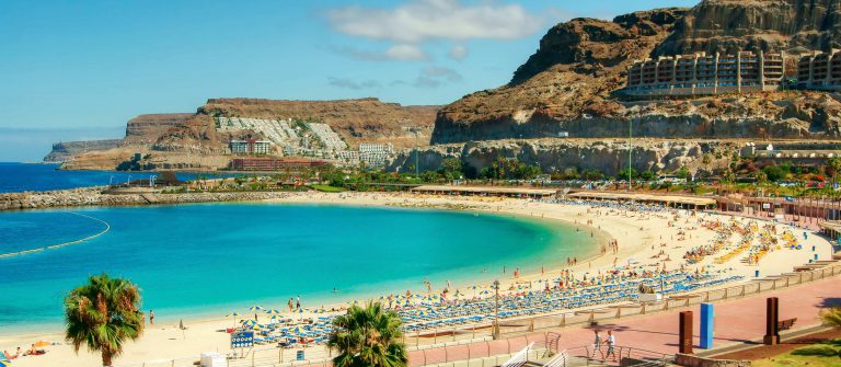 Amadores-beach-Gran-Canaria-Spain-Spanien-iStock_000017333252_Large