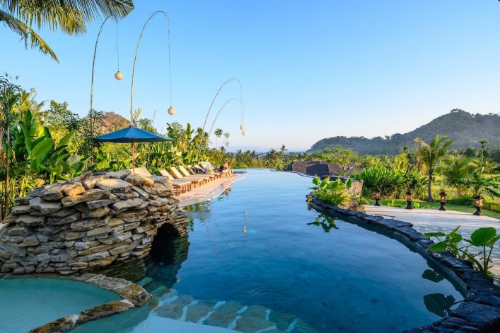 HG_ES_AIRBNB_1-Luxury-Eco-Wellness-Resort-Villa-4