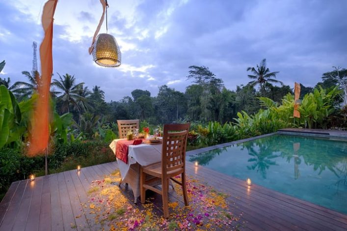 HG_ES_AIRBNB_Tegal-Tis-Tranquil-Sunset-View-Villa-2