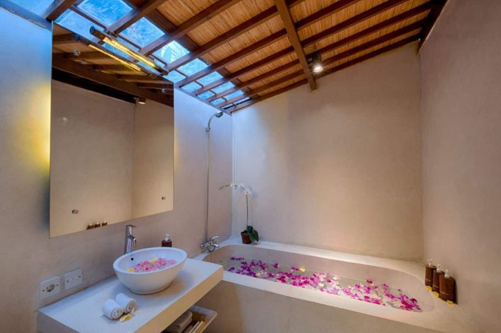 HG_ES_AIRBNB_Tegal-Tis-Tranquil-Sunset-View-Villa-8