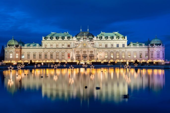Wien-Castle-shutterstock_244054918_Smaller_900X600