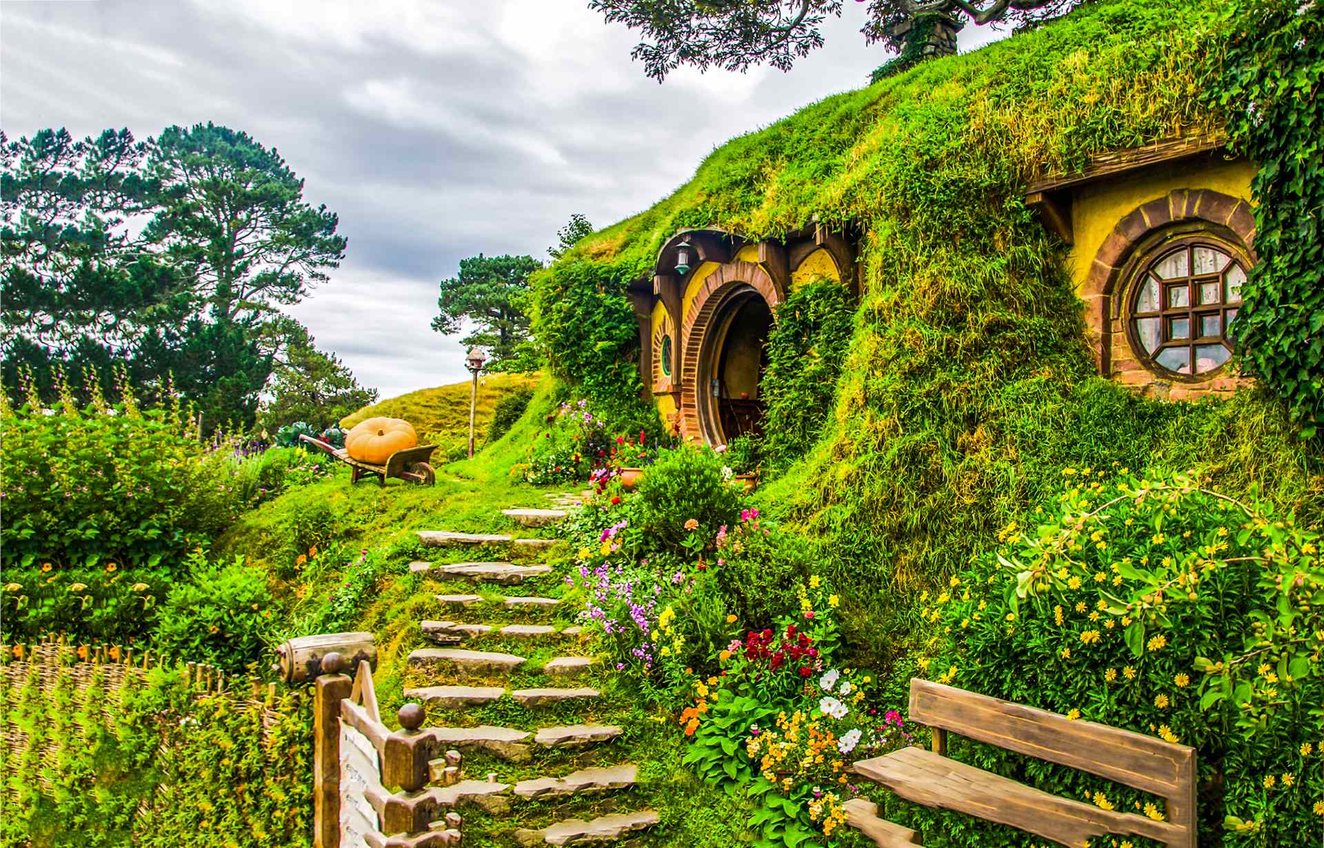 Hobbiton en Nueva Zelanda: descubre su interior con 
