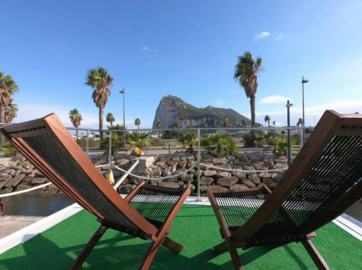 HG_ES_AIRBNB_CasaFlotanteCadiz-3