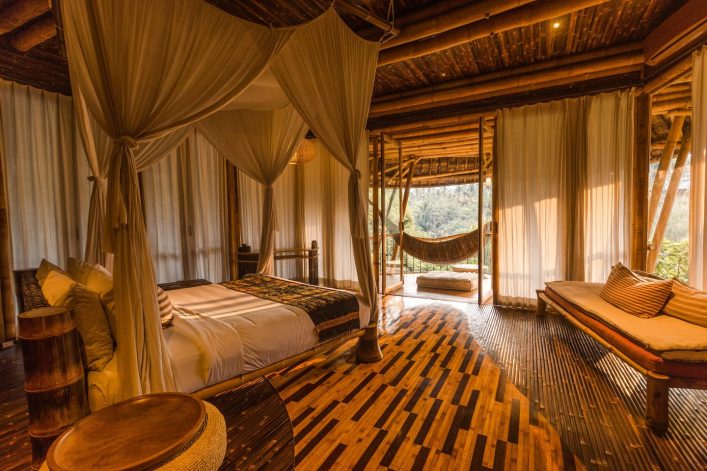 ss_airbnb_Luxurious-Bamboo-Mansion-Pool-3