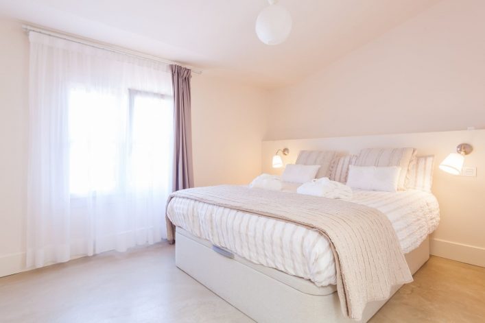 58076149-3748-4fe9-ab14-4c5657546c19