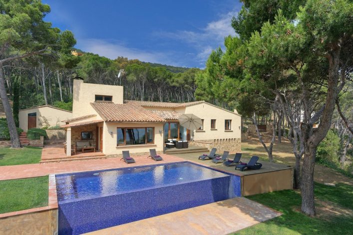 d1f1f02d-e51f-46c6-8e13-47a09db35adb