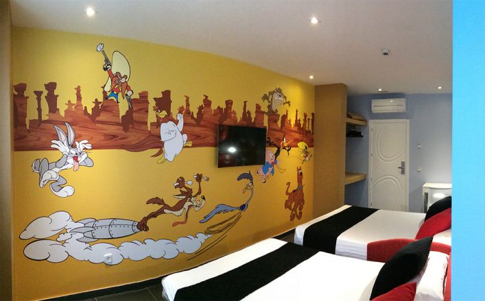 habitacion-tematica-parque-warner-1030×641-2