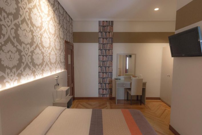 Hostal Atocha Almudena Martín